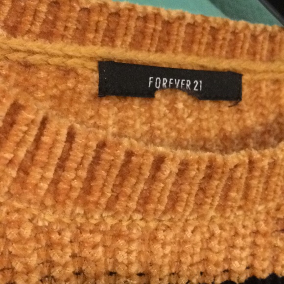 Forever 21 Sweater - Picture 3 of 3